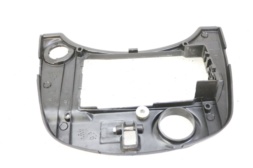 photo de CARENAGE RESERVOIR PIAGGIO VESPA LX 2T 50 (2005 - 2013)