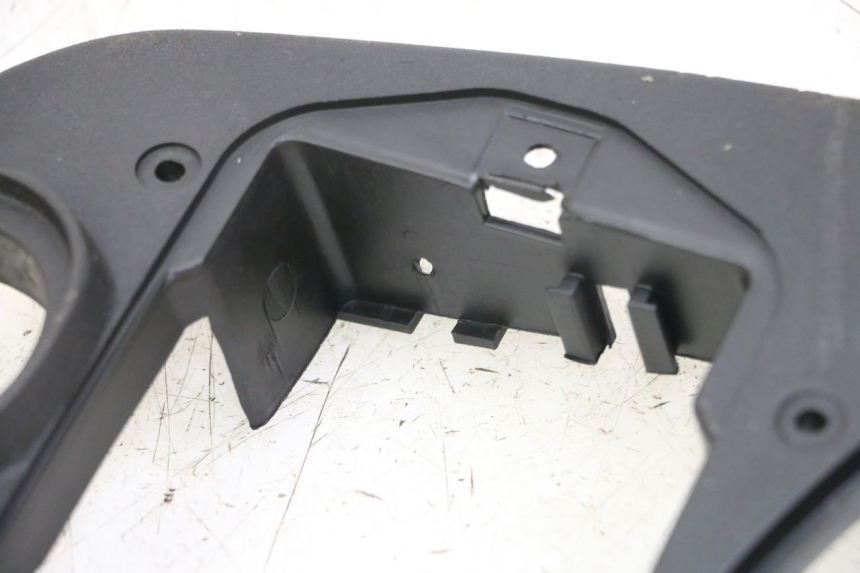 photo de CARENAGE RESERVOIR PIAGGIO VESPA LX IE 125 (2010 - 2012)