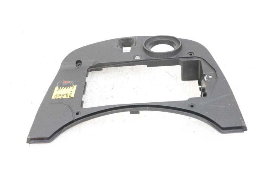 photo de CARENAGE RESERVOIR PIAGGIO VESPA LX IE 125 (2010 - 2012)