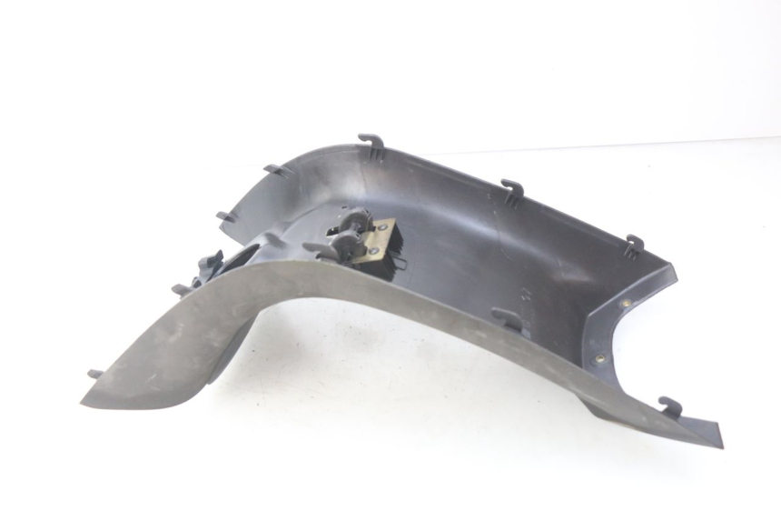 photo de CARENAGE RESERVOIR PIAGGIO X9 EVOLUTION 500 (2003 - 2005)