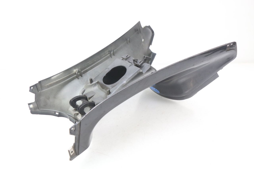 photo de CARENAGE RESERVOIR PIAGGIO XEVO - X EVO 125 (2007 - 2016)