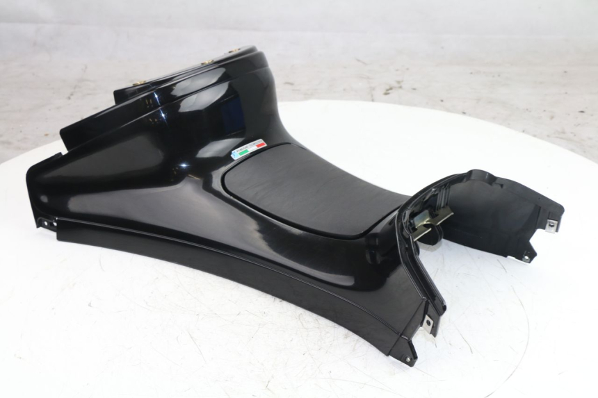 photo de CARENAGE RESERVOIR PIAGGIO XEVO - X EVO 125 (2010 - 2015)