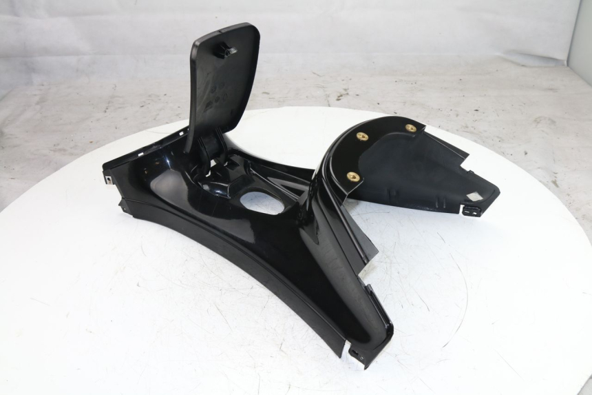 photo de CARENAGE RESERVOIR PIAGGIO XEVO - X EVO 125 (2010 - 2015)