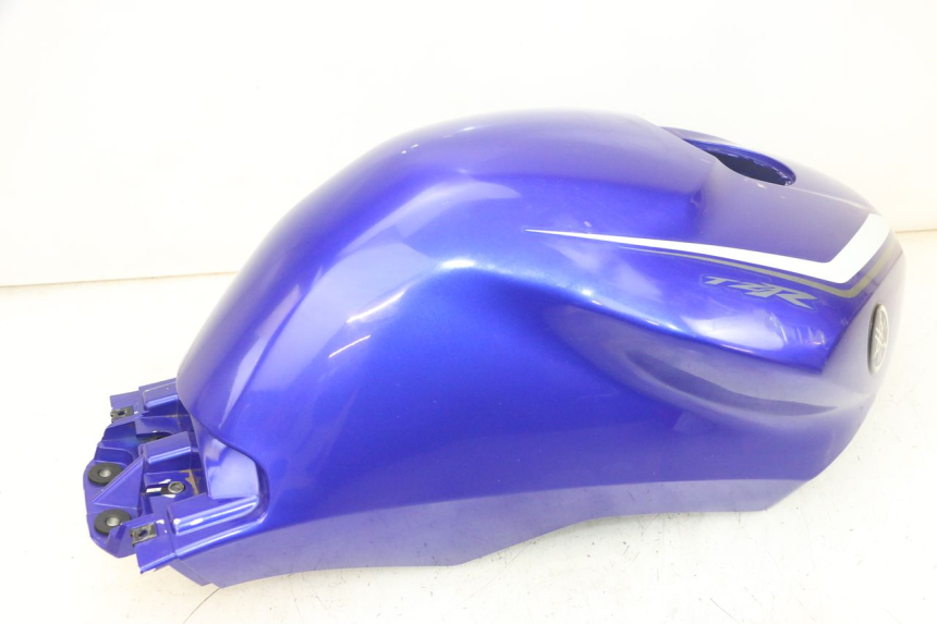 photo de CARENAGE RESERVOIR YAMAHA TZR 50 (2008 - 2016) - Détails caractéristiques