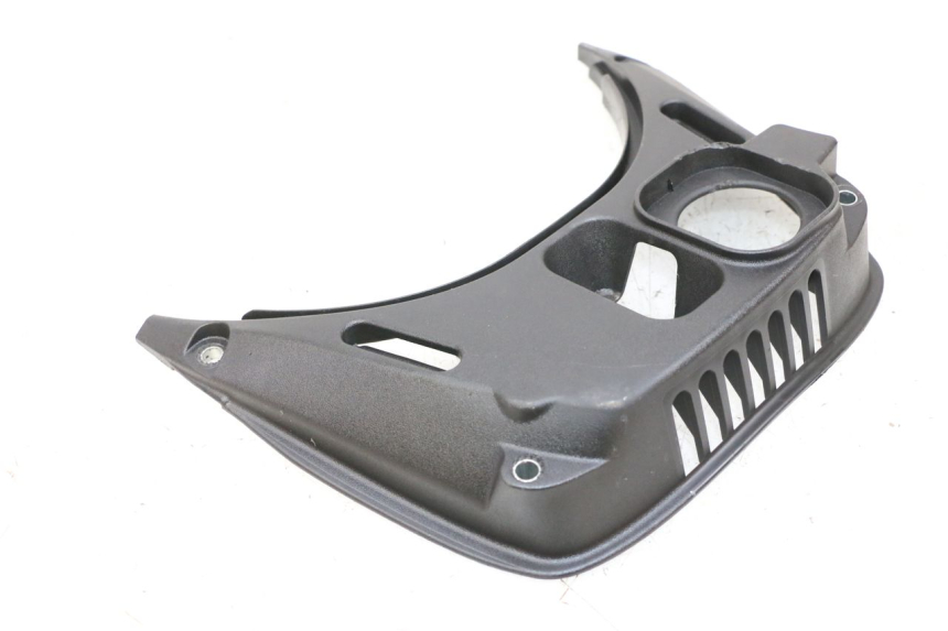 photo de CARENAGE RESERVOIR PIAGGIO VESPA GTS SUPER IE 125 (2009 - 2016) - Vue principale