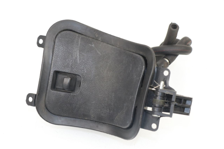 photo de CARENAGE RESERVOIR YAMAHA XMAX X-MAX 125 (2006 - 2009)