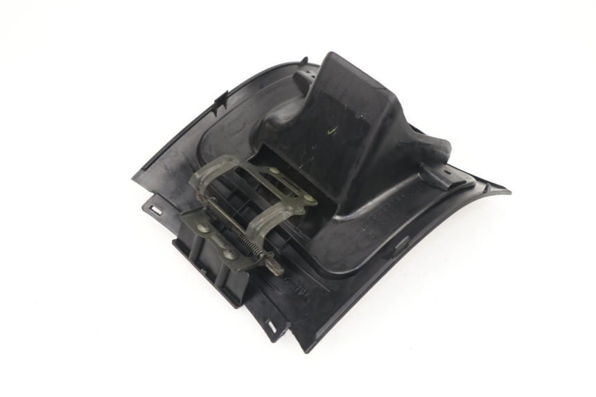photo de CARENAGE RESERVOIR YAMAHA YP MAJESTY 400 (2004 - 2008)