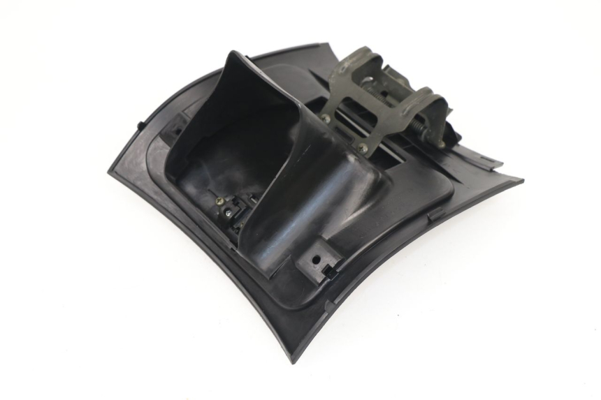 photo de CARENAGE RESERVOIR YAMAHA YP MAJESTY 400 (2004 - 2008)