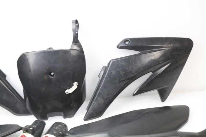 photo de CARROSSERIE CARENAGE COMPLET APOLLO DIRT BIKE 140 (2010 - 2020)