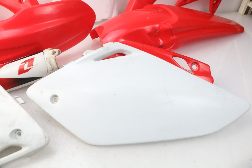 photo de CARROSSERIE CARENAGE COMPLET HONDA CRF CR-F 450 (2005 - 2008)
