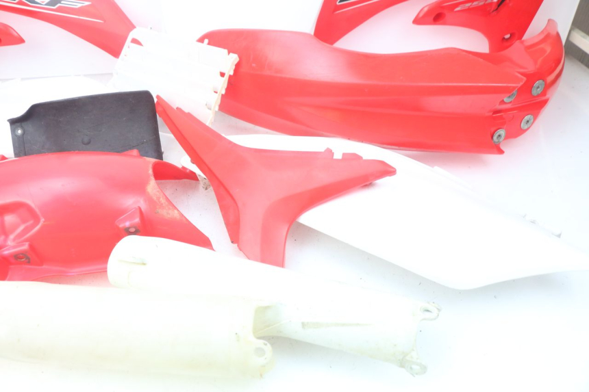 photo de CARROSSERIE CARENAGE COMPLET HONDA CRF 250 (2013 - 2016)