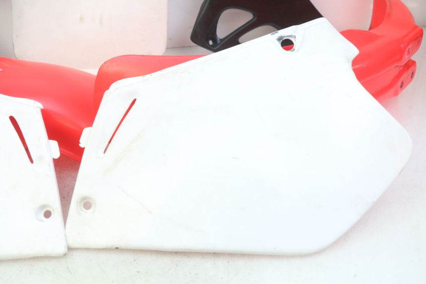 photo de CARROSSERIE CARENAGE COMPLET HONDA CR 125 (1995 - 1997)