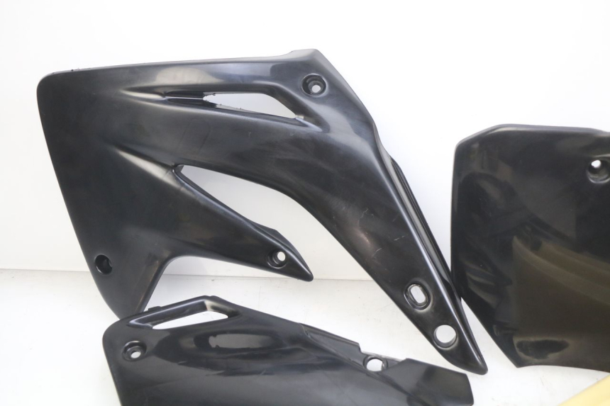 photo de CARROSSERIE CARENAGE COMPLET HONDA CR 80 (2001 - 2003)