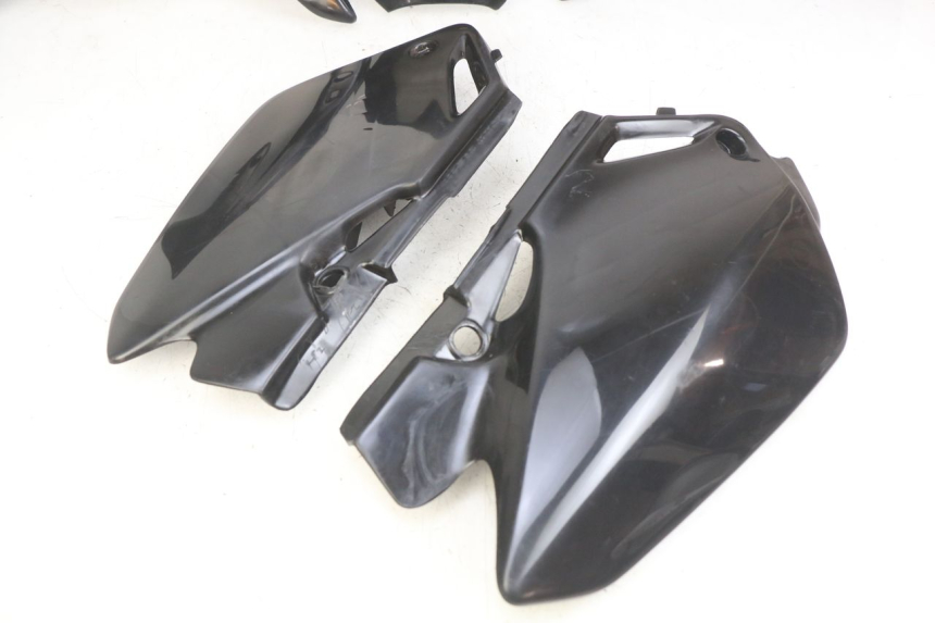 photo de CARROSSERIE CARENAGE COMPLET HONDA CR 80 (2001 - 2003)