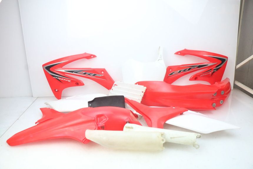 photo de CARROSSERIE CARENAGE COMPLET HONDA CRF 250 (2010 - 2013)