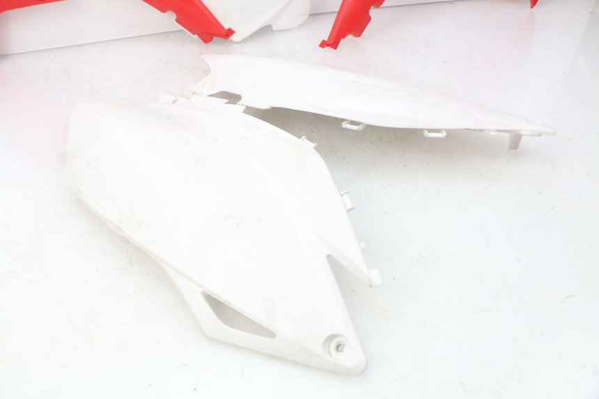 photo de CARROSSERIE CARENAGE COMPLET HONDA CRF 250 (2010 - 2013)
