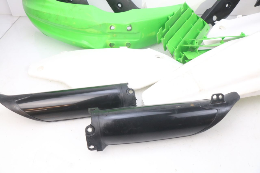 photo de CARROSSERIE CARENAGE COMPLET KAWASAKI KX F KXF 450 (2012 - 2015)