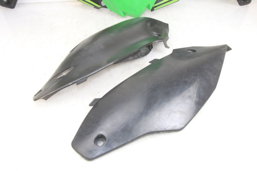photo de CARROSSERIE CARENAGE COMPLET KAWASAKI KXF KX-F 250 (2012 - 2014)