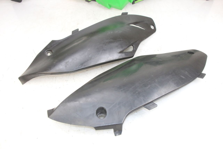 photo de CARROSSERIE CARENAGE COMPLET KAWASAKI KXF KX-F 250 (2012 - 2014)