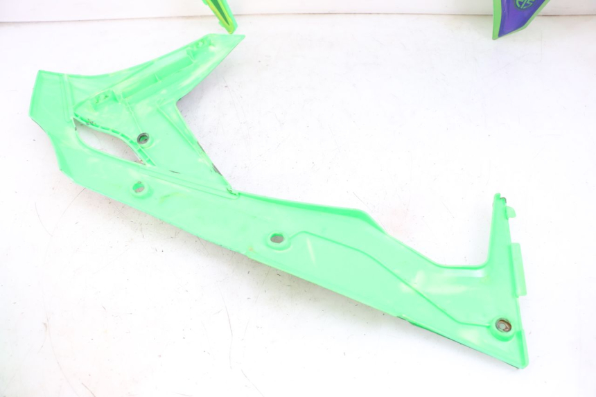 photo de CARROSSERIE CARENAGE COMPLET KAWASAKI KXF KX-F 250 (2017 - 2019) - Inspection visuelle