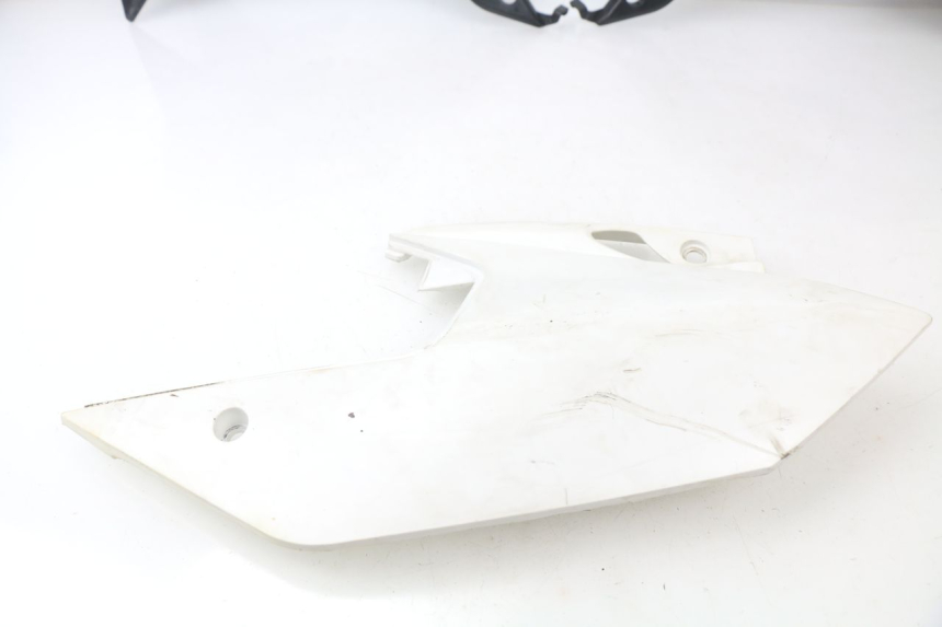 photo de CARROSSERIE CARENAGE COMPLET ASIAWING NC ENDURO 250 (2015 - 2021) - Angle alternatif