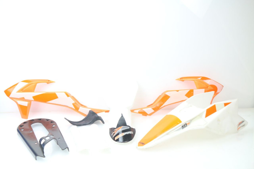 photo de CARROSSERIE CARENAGE COMPLET POCKET BIKE KXD 50