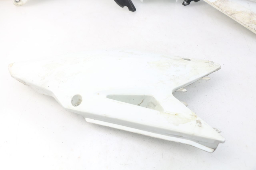 photo de CARROSSERIE CARENAGE COMPLET SUZUKI RMZ RM-Z 450 (2008 - 2011)