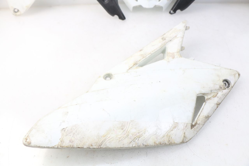photo de CARROSSERIE CARENAGE COMPLET SUZUKI RMZ RM-Z 450 (2008 - 2011)