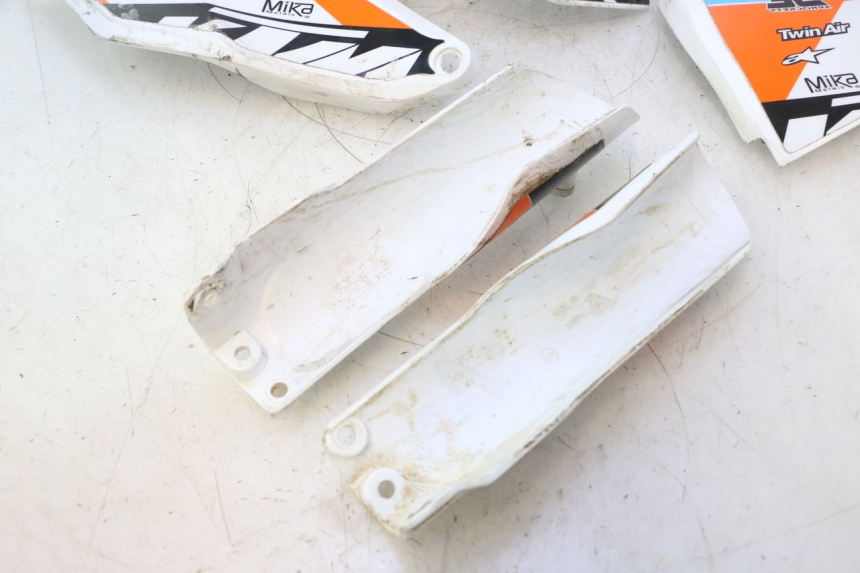 photo de CARROSSERIE CARENAGE COMPLET KTM SX 85 (2018 - 2024) - Vue rapprochée