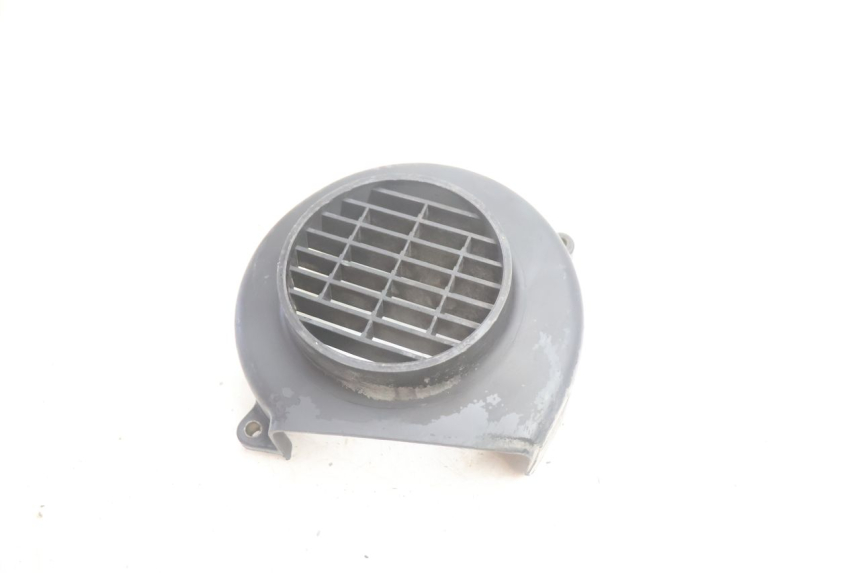 photo de CARTER ALLUMAGE PEUGEOT TREKKER 50 (1995 - 2004) - Autre angle de vue