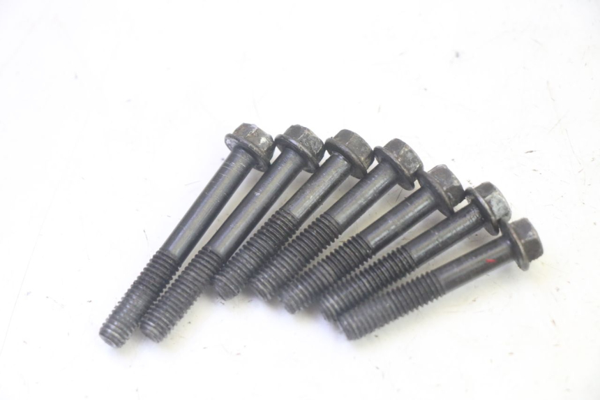 photo de CARTER ALLUMAGE YAMAHA TTR 125 (2000 - 2020) - Points de fixation