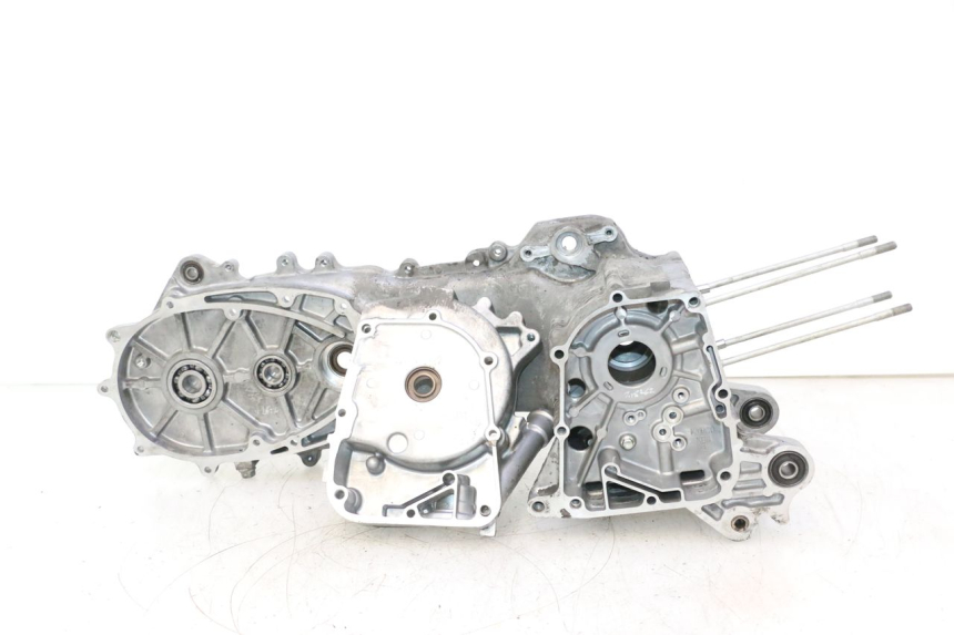 photo de CARTER BAS MOTEUR KYMCO AGILITY 16+ 4T 50 (2018 - 2023) - Marquages et références