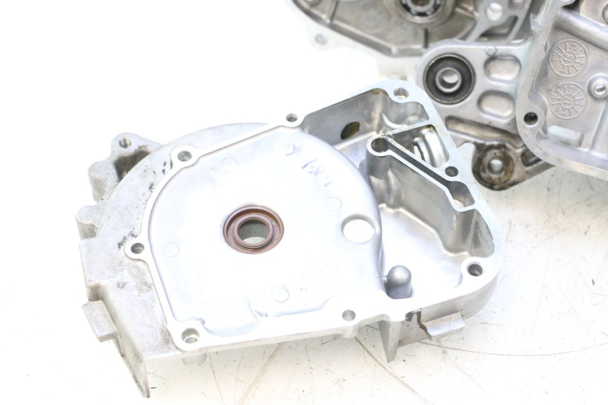 photo de CARTER BAS MOTEUR KYMCO AGILITY 4T 50 (2018 - 2022) - Vue d’ensemble