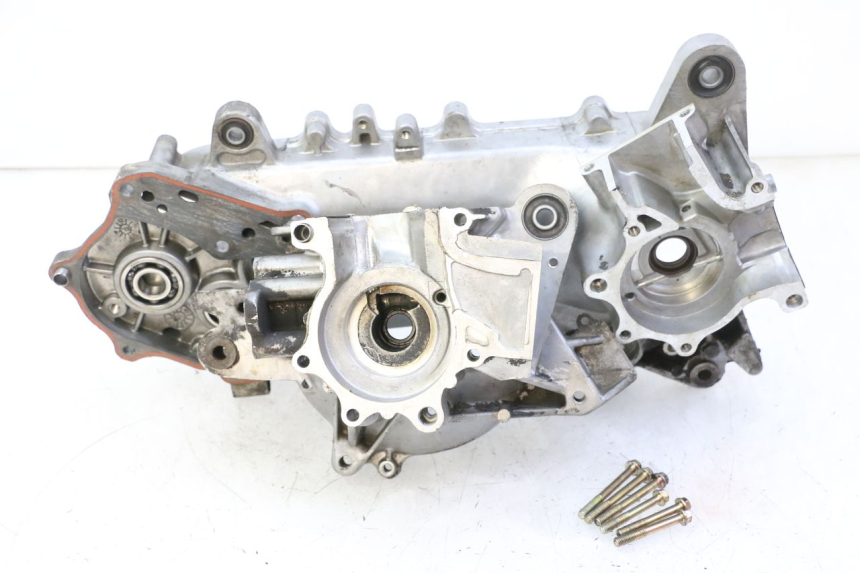 photo de CARTER BAS MOTEUR KYMCO AGILITY NAKED RENOUVO 2T 50 (2011 - 2018)