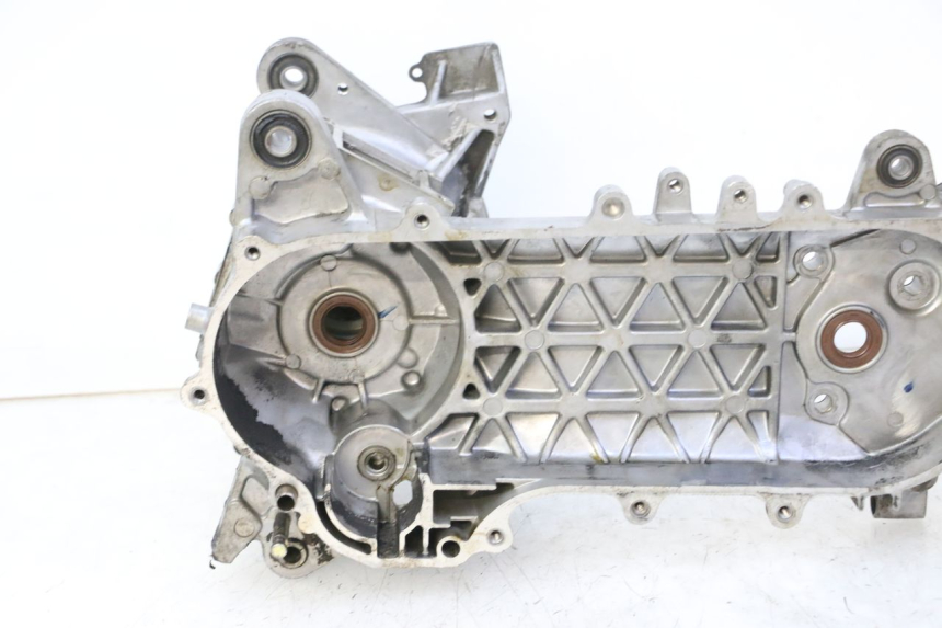 photo de CARTER BAS MOTEUR KYMCO AGILITY NAKED RENOUVO 2T 50 (2011 - 2018)