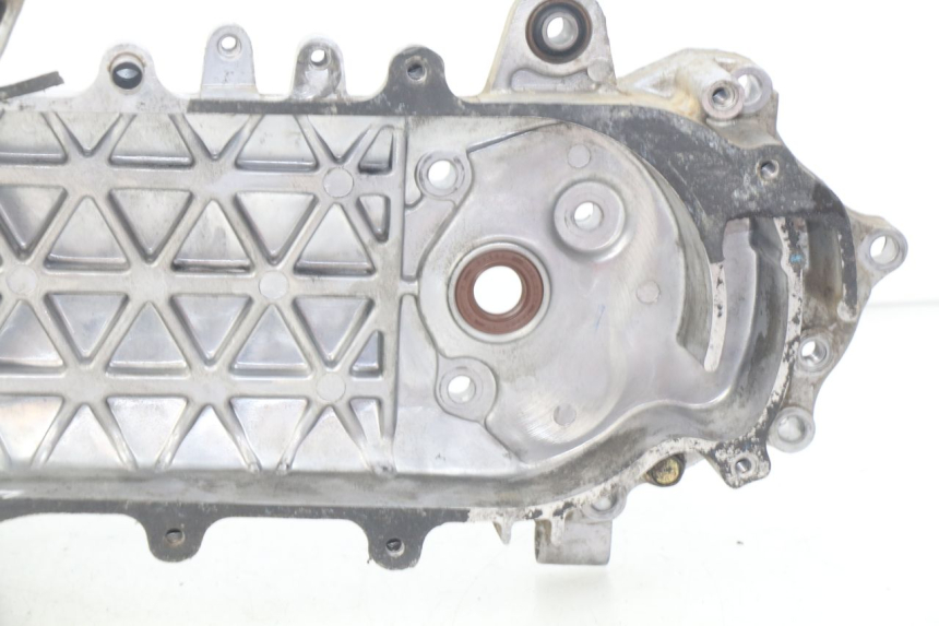 photo de CARTER BAS MOTEUR KYMCO AGILITY RS 2T 50 (2009 - 2013) - Vue d’ensemble