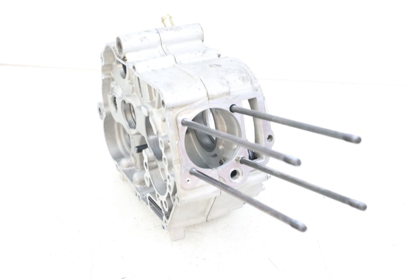 photo de CARTER BAS MOTEUR APOLLO RFZ 140