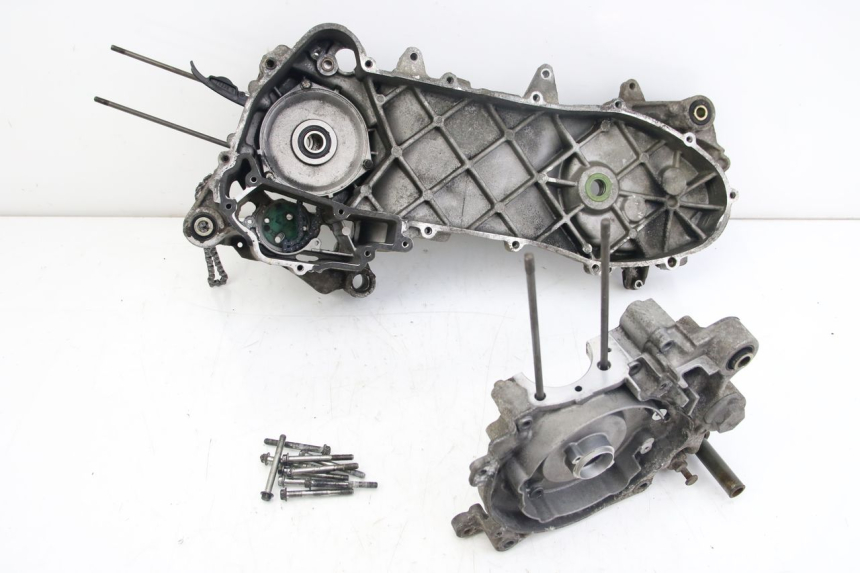 photo de CARTER BAS MOTEUR APRILIA SCARABEO 4T 50 (2009 - 2017)