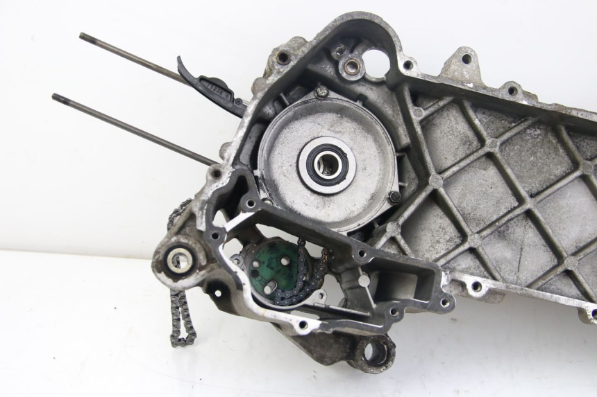 photo de CARTER BAS MOTEUR APRILIA SCARABEO 4T 50 (2009 - 2017)