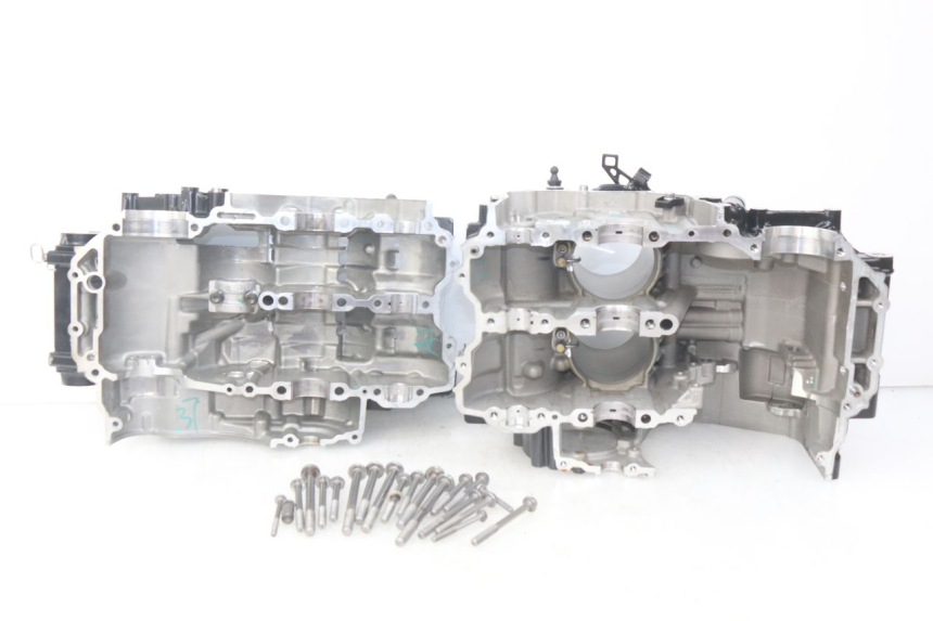 photo de CARTER BAS MOTEUR BMW F GS K81 850 (2018 - 2023)