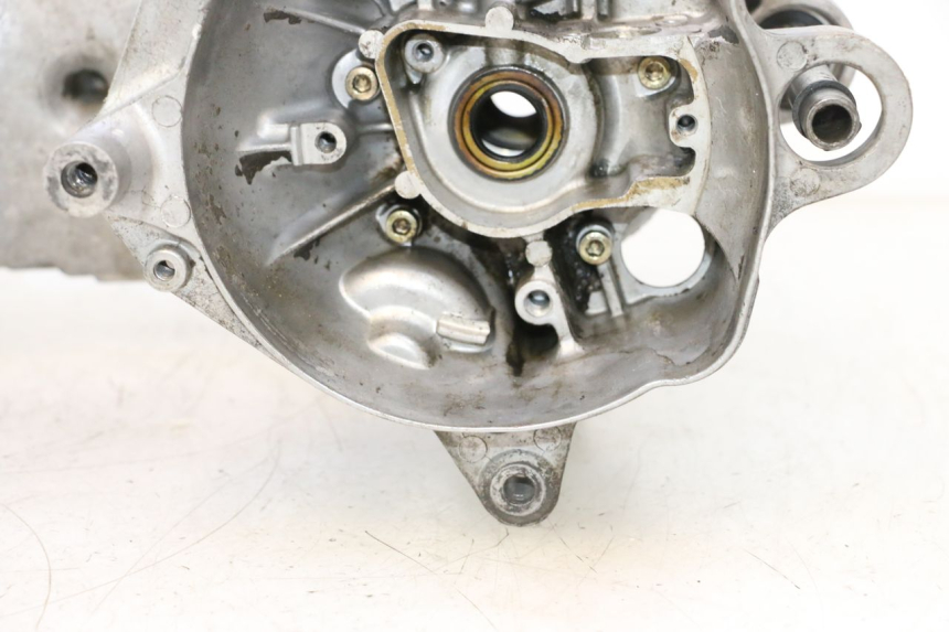 photo de CARTER BAS MOTEUR MBK BOOSTER ROCKET 50 (2004 - 2016) - Vue rapprochée