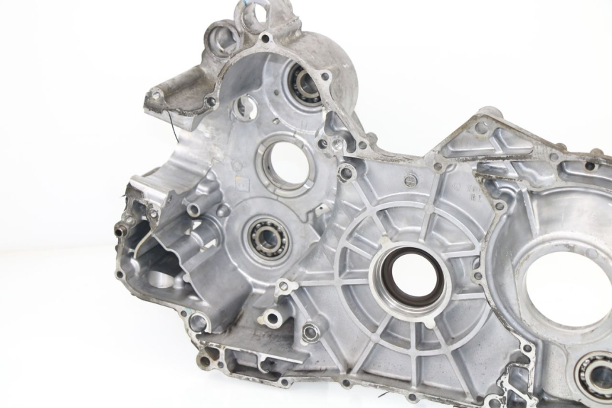 photo de CARTER BAS MOTEUR SUZUKI BURGMAN EXECUTIVE ABS 650 (2006 - 2012)