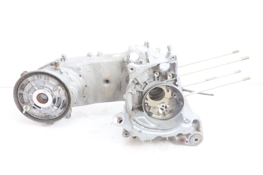 photo de CARTER BAS MOTEUR YAMAHA BW'S BWS 125 (2010 - 2013) - Autre angle de vue