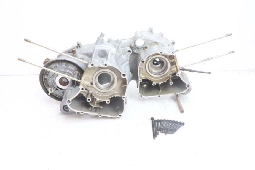 photo de CARTER BAS MOTEUR YAMAHA BW'S BWS 125 (2010 - 2013) - État de surface