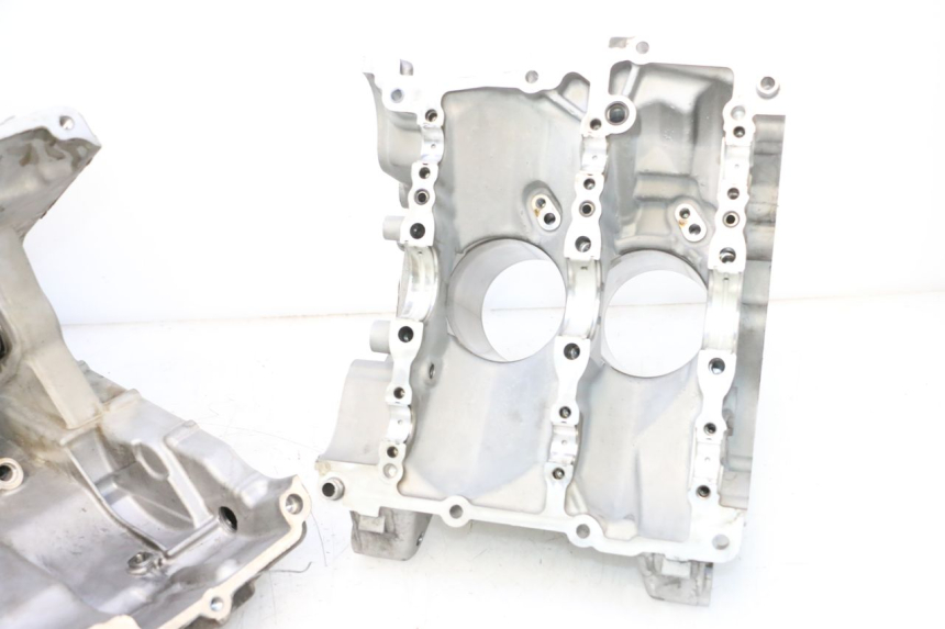 photo de CARTER BAS MOTEUR BMW C SPORT 650 (2015 - 2021) - Aperçu profil