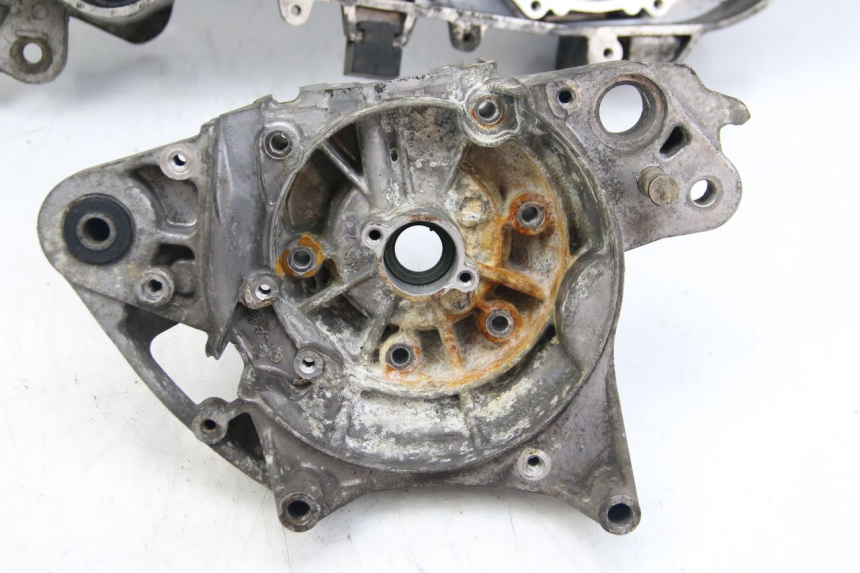 photo de CARTER BAS MOTEUR PEUGEOT CITYSTAR 50 (2013 - 2017) - Focus structure