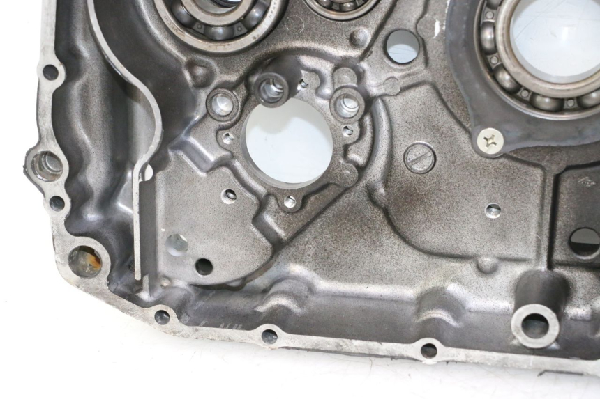 photo de CARTER BAS MOTEUR SUZUKI DR S 600 (1985 - 1989) - Gros plan technique