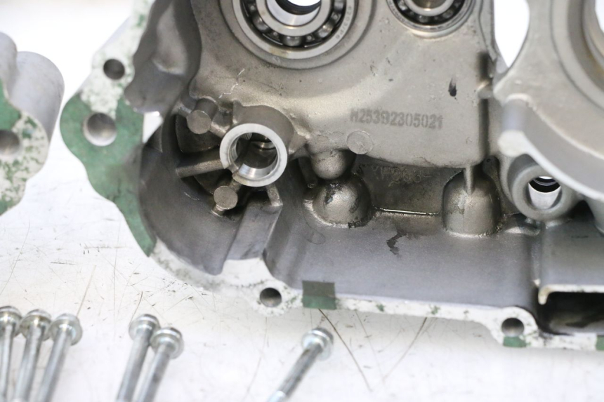 photo de CARTER BAS MOTEUR MINI MX DRIFT 150 - Aperçu profil