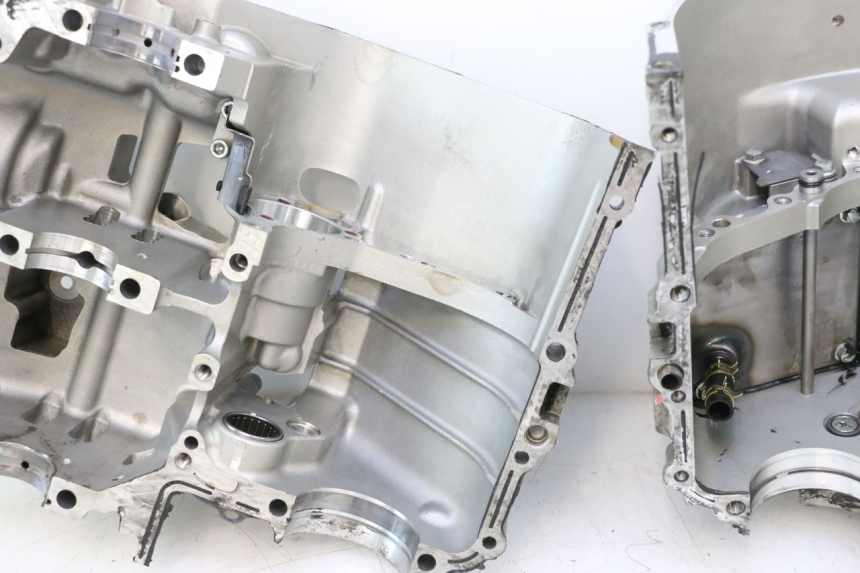 photo de CARTER BAS MOTEUR KAWASAKI ER-6 ER6 N 650 (2005 - 2009) - Focus structure