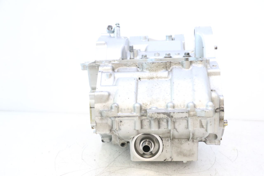 photo de CARTER BAS MOTEUR KAWASAKI ER-6 ER6 N 650 (2005 - 2009) - État de surface